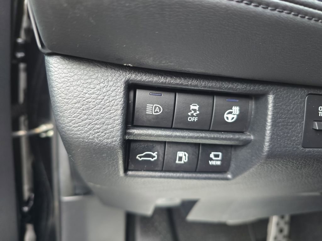 Used 2020 Toyota Avalon Touring w/ Advanced Safety Package image 15