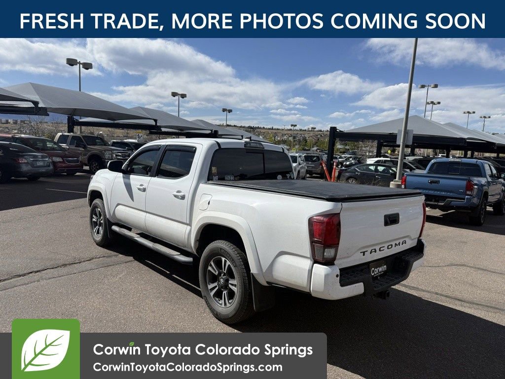Used 2018 Toyota Tacoma TRD Sport w/ TRD Premium Sport Package AWD/4WD image 6