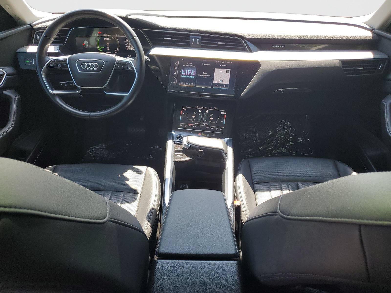 Used 2024 Audi Q8 e-tron Premium Plus AWD/4WD image 10