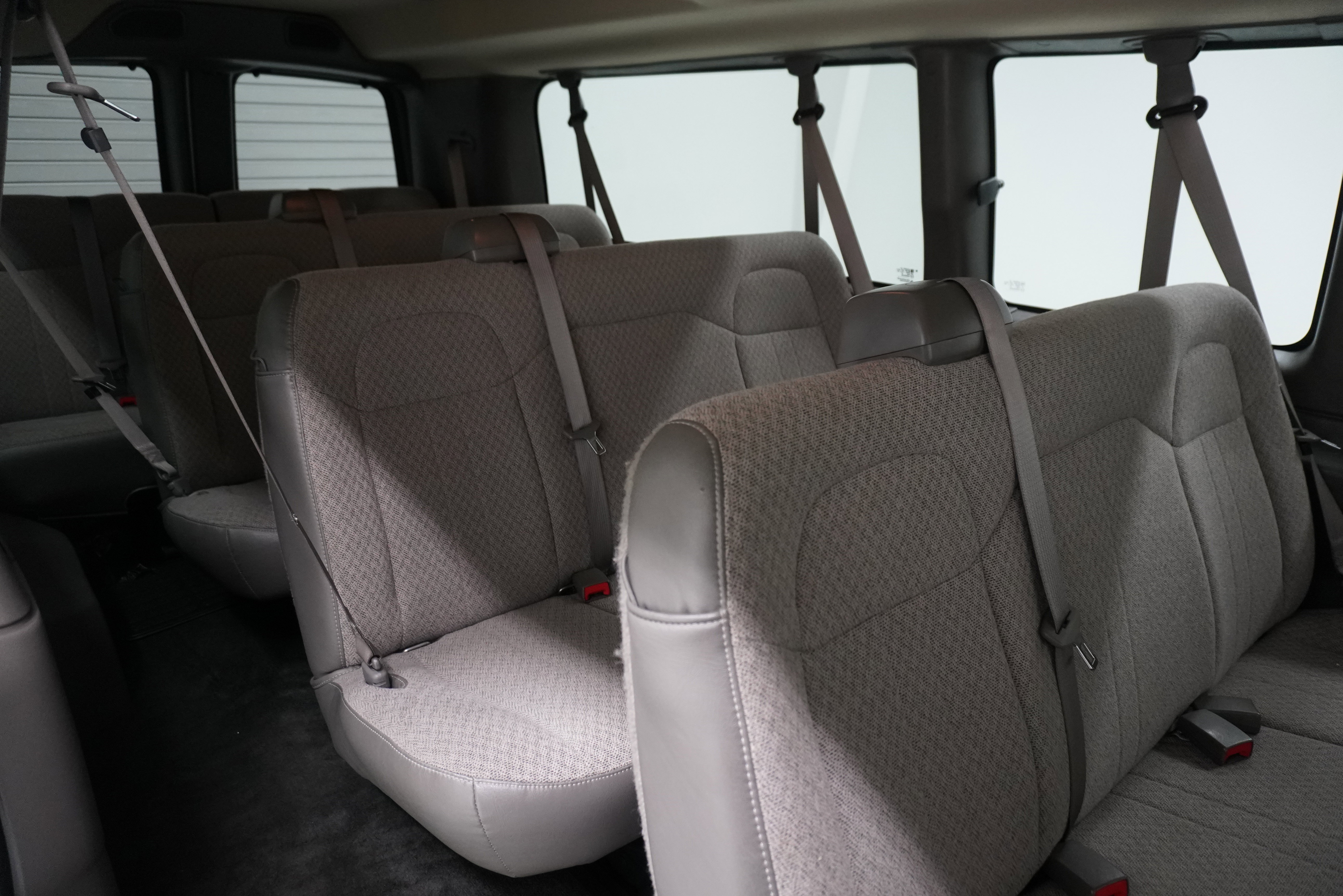 Used 2017 Chevrolet Express 3500 LT w/ LT Preferred Equipment Group image 11