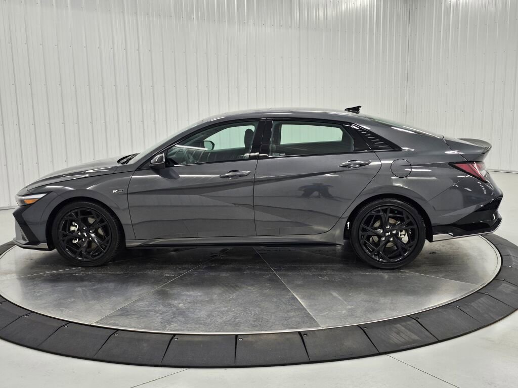 Used 2025 Hyundai Elantra N Line FWD image 2