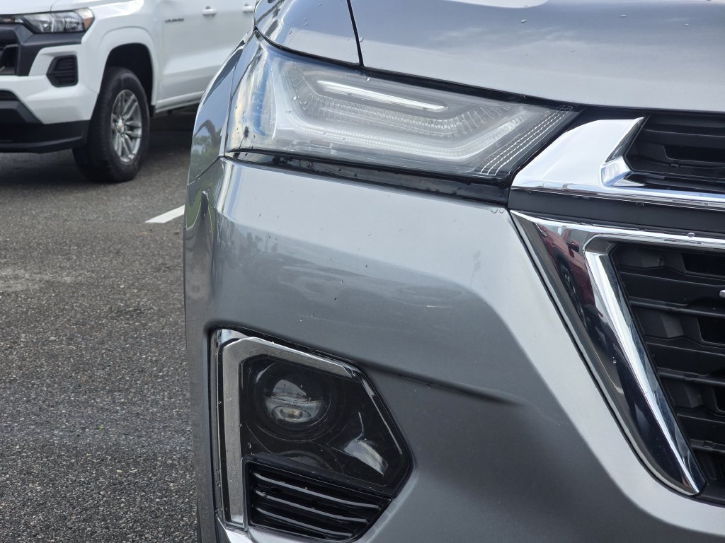 Used 2023 Chevrolet Traverse LT AWD/4WD image 10