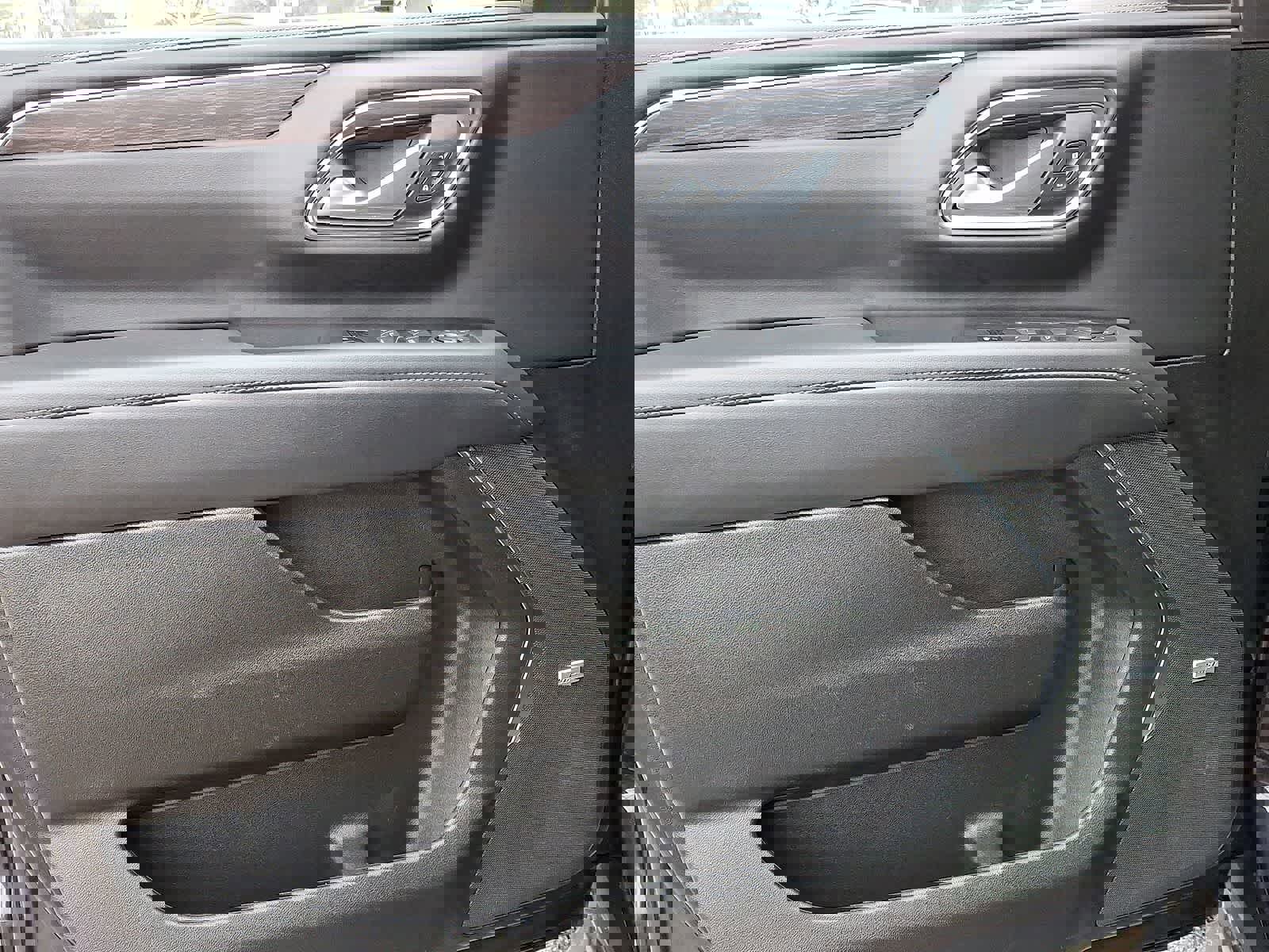 Used 2024 Chevrolet Tahoe LT image 27