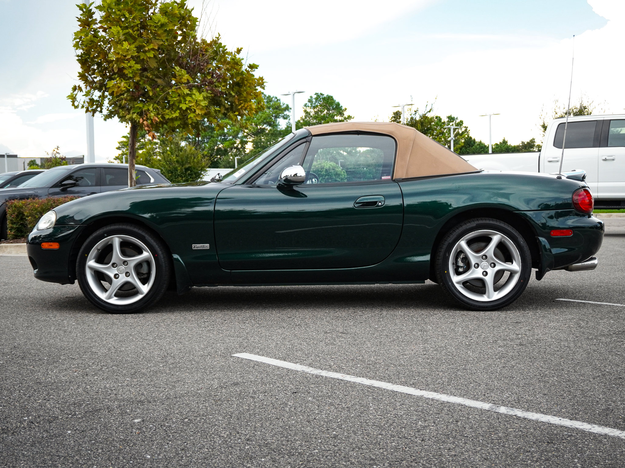 Used 2002 MAZDA MX-5 Miata LS RWD image 7