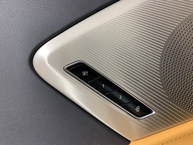 Used 2024 Chevrolet Corvette Stingray Preferred Cpe w/ Z51 Performance Package image 23