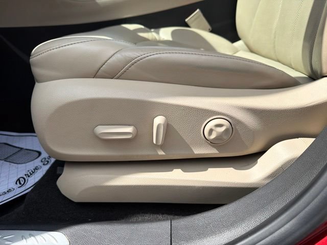Certified 2020 Buick Envision Essence AWD/4WD image 14