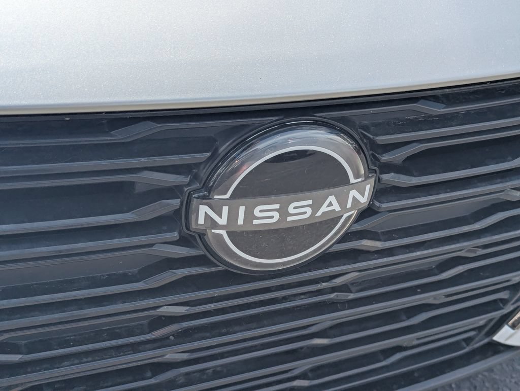 Used 2024 Nissan Altima 2.5 SV FWD image 11