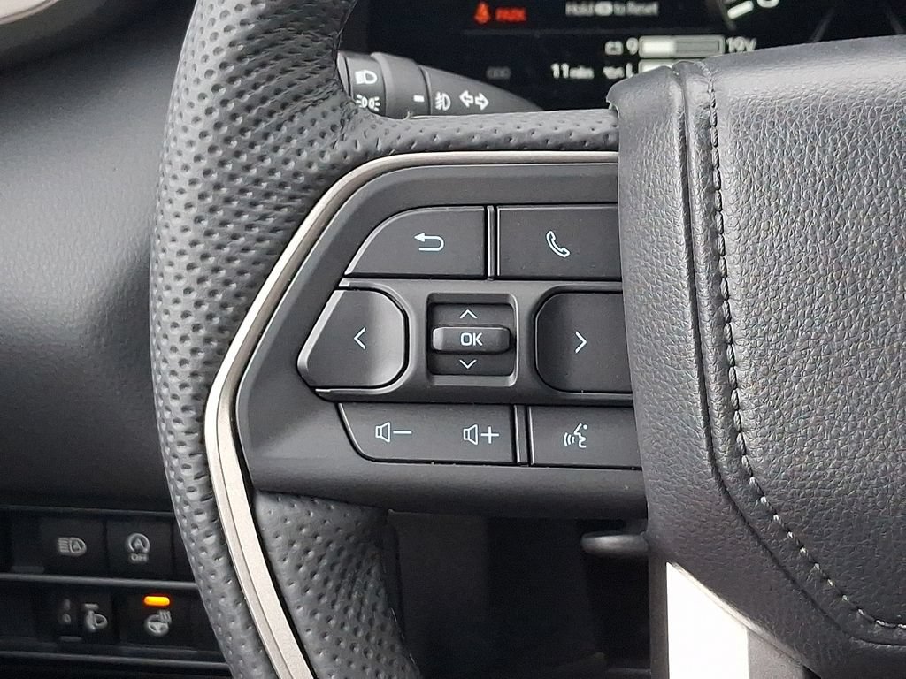 Certified 2026 Toyota Tundra Limited AWD/4WD image 19
