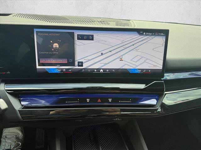Used 2027 BMW 530i w/ M Sport Package RWD image 15