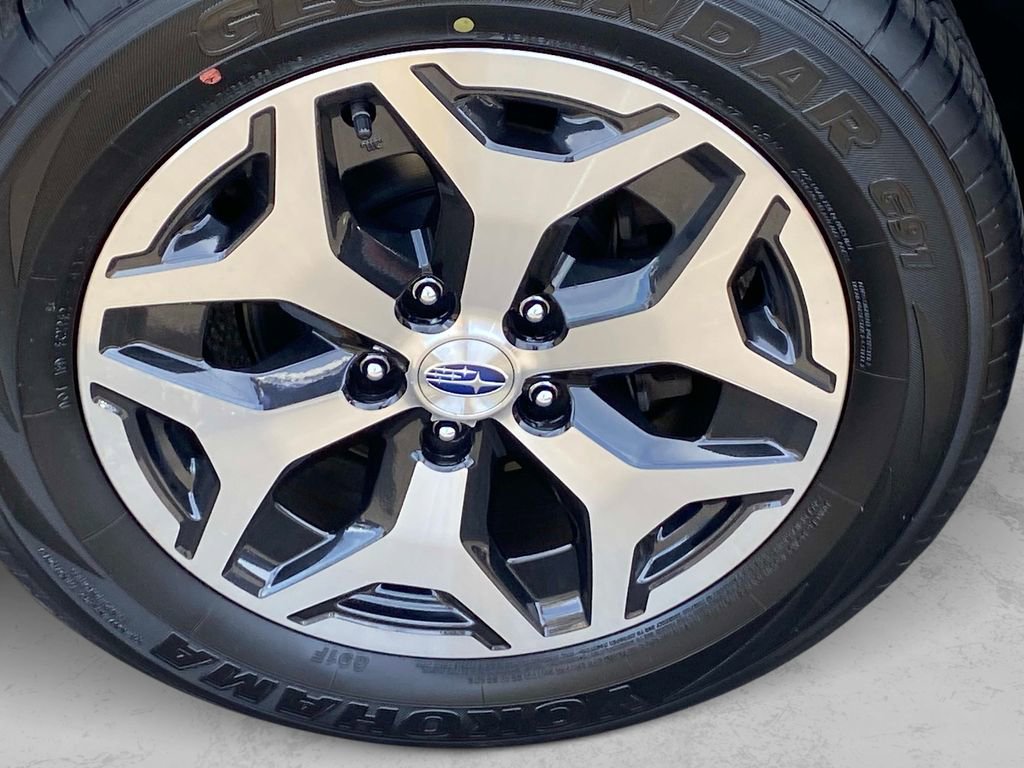 Certified 2024 Subaru Forester Premium AWD/4WD image 30