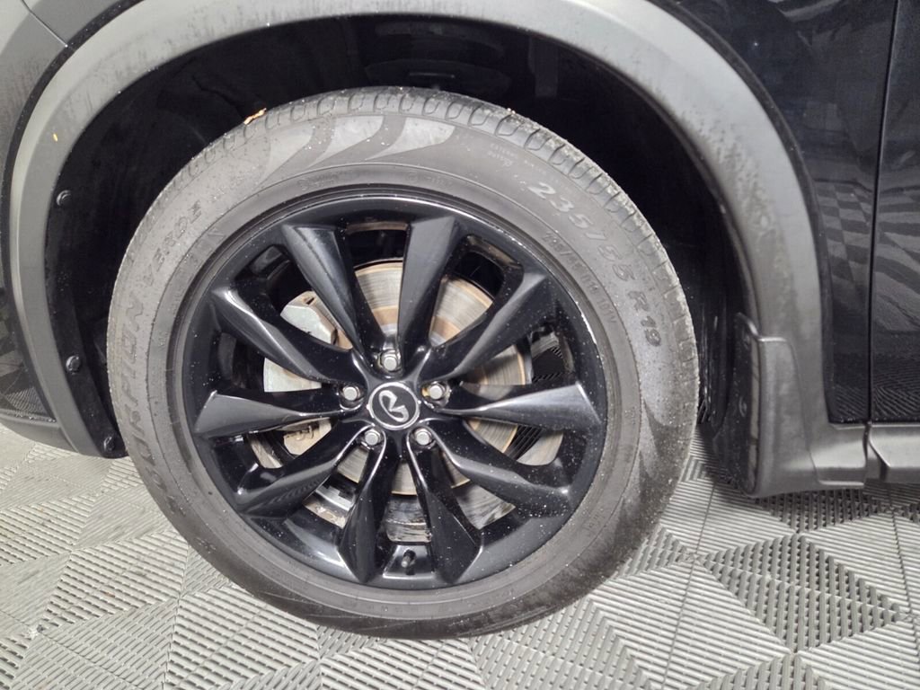 Used 2019 INFINITI QX50 Luxe w/ Cargo Package image 10