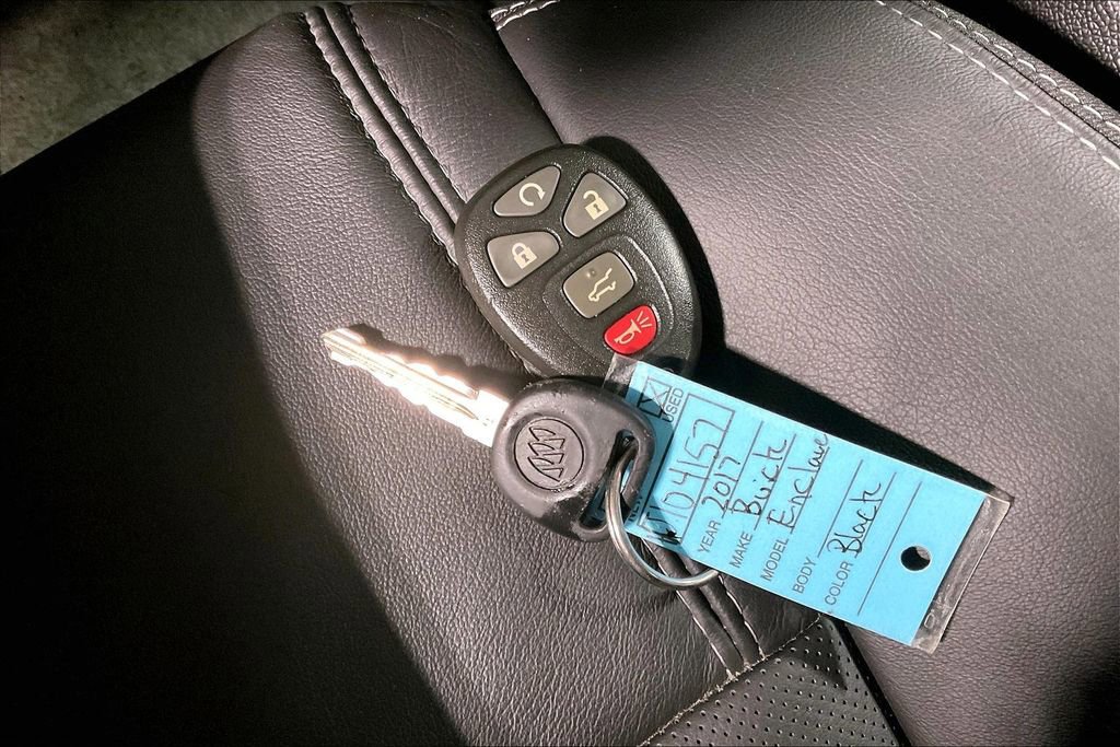 Used 2017 Buick Enclave Leather w/ Enclave Tuscan Edition image 13