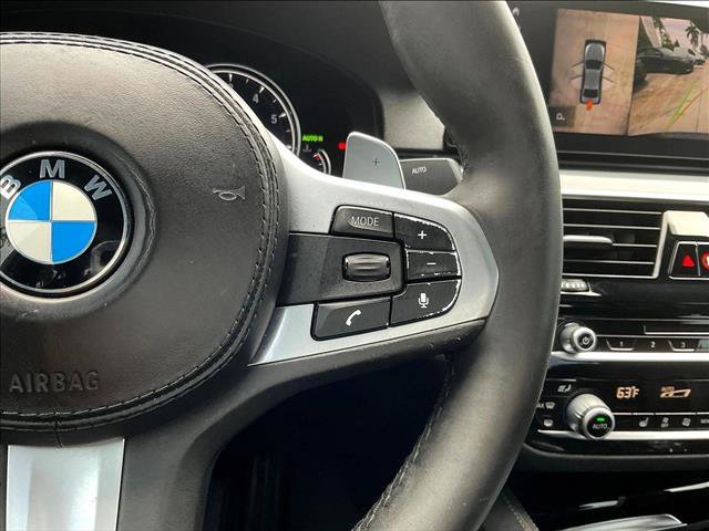 Used 2018 BMW 540i w/ M Sport Package RWD image 17