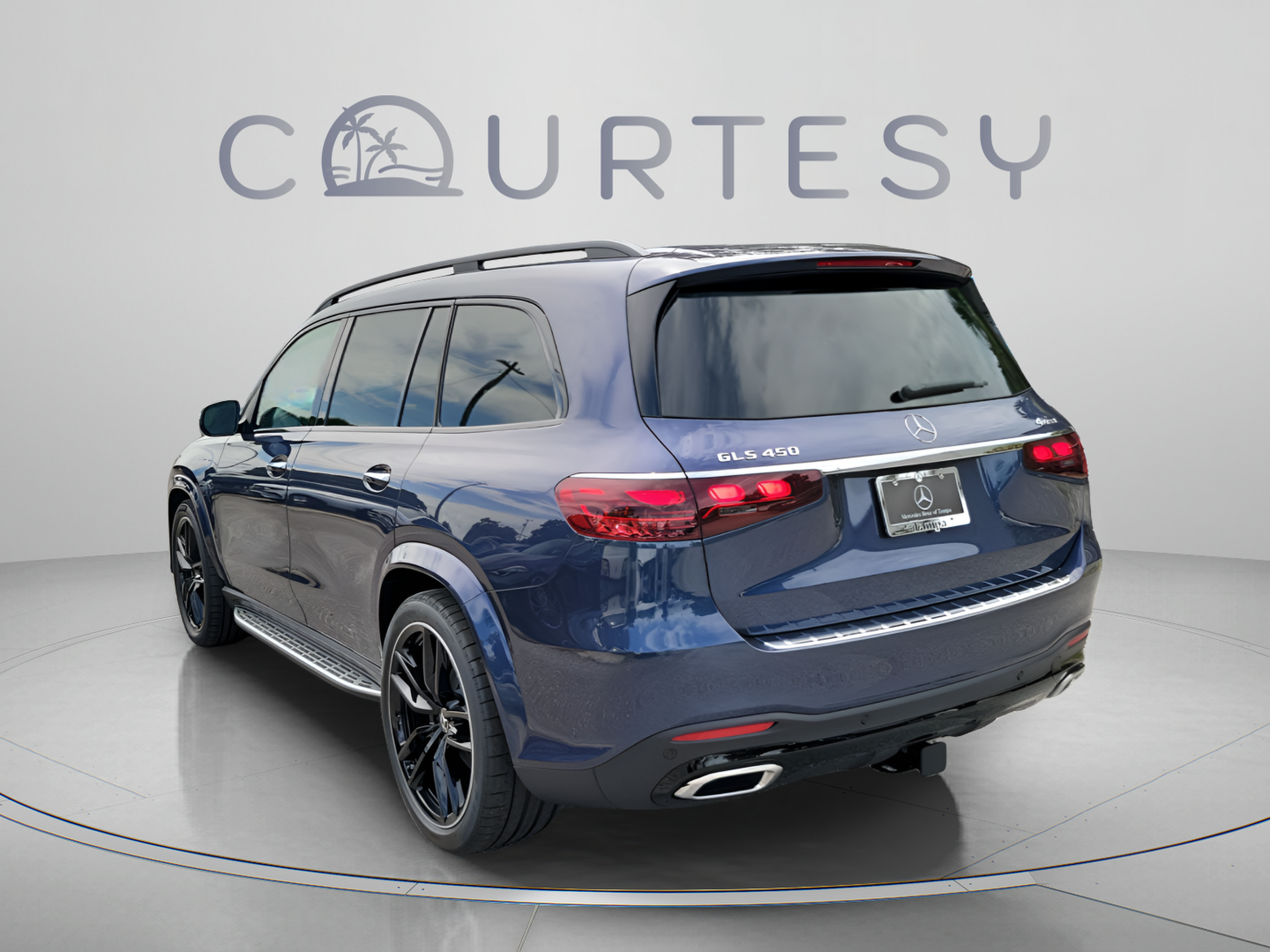 New 2026 Mercedes-Benz GLS 450 4MATIC image 2