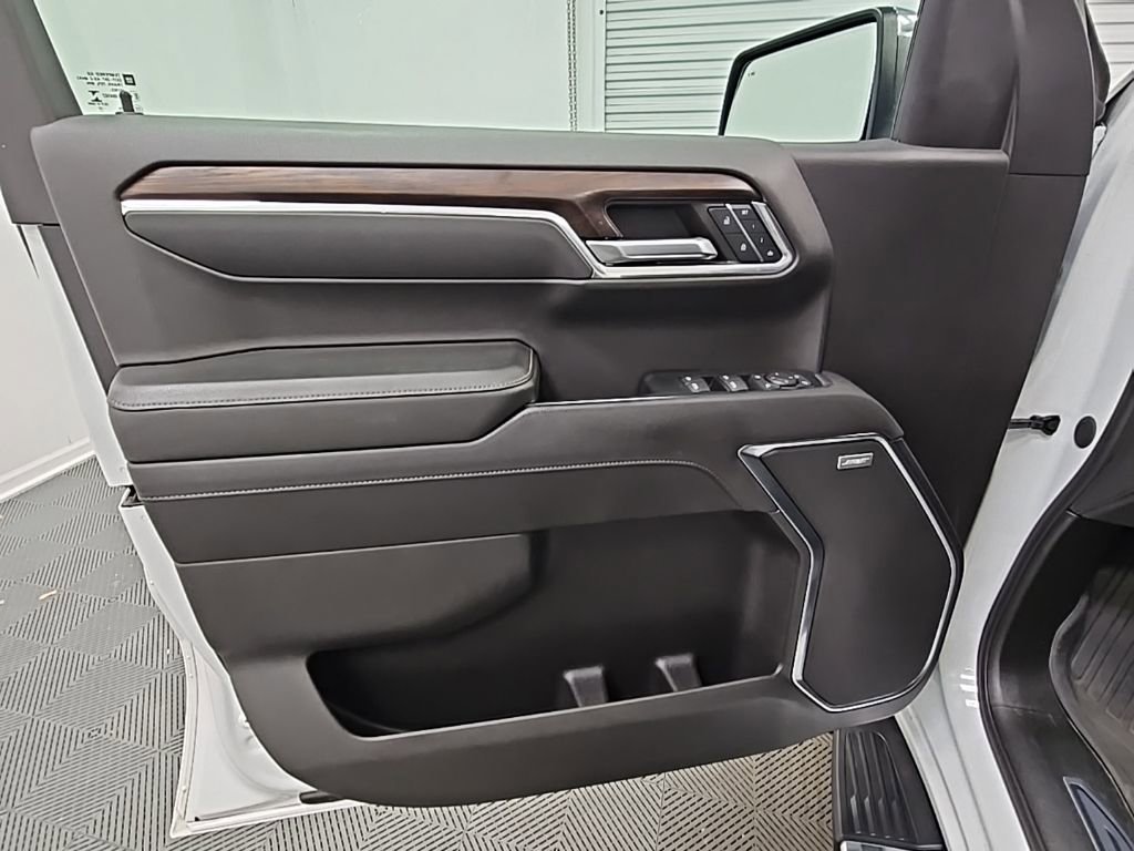 Used 2022 GMC Sierra 1500 SLT w/ SLT Premium Plus Package image 31