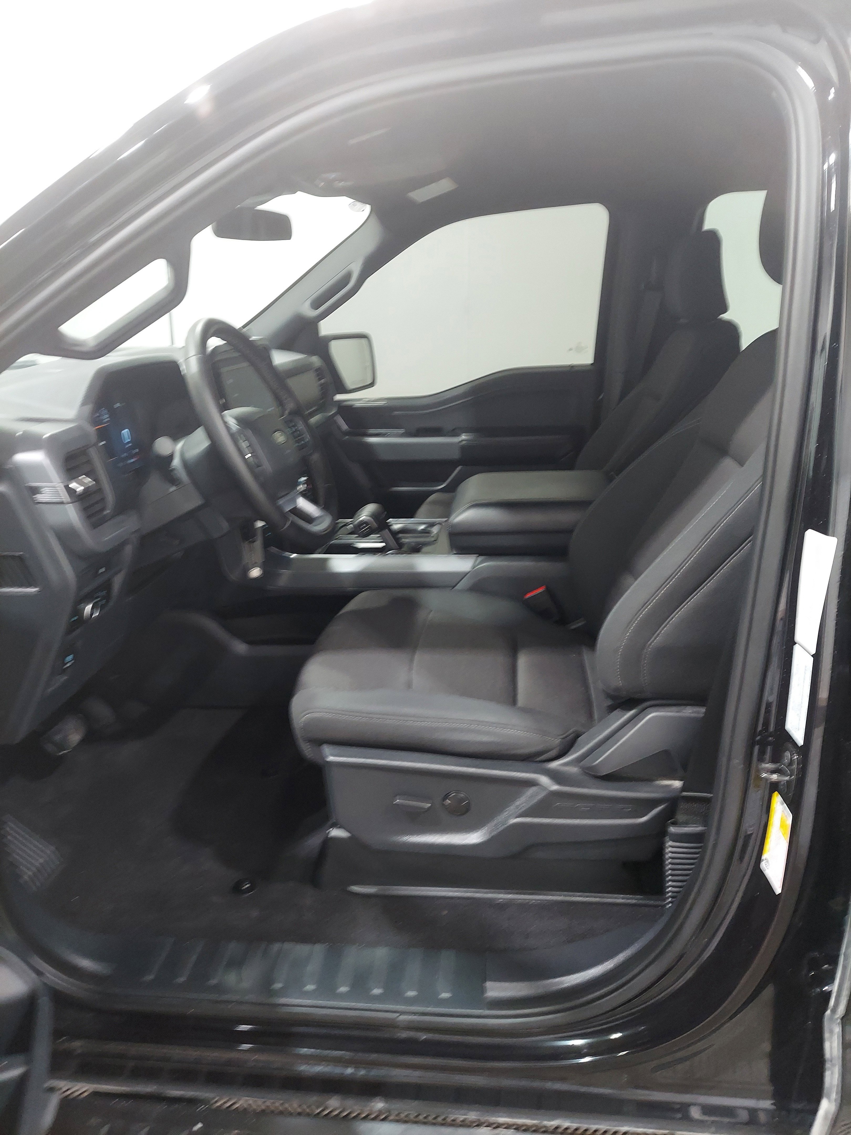 Used 2025 Ford F150 XLT w/ Equipment Group 301A Standard AWD/4WD image 12