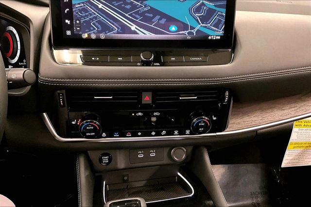 New 2026 Nissan Rogue Platinum image 25