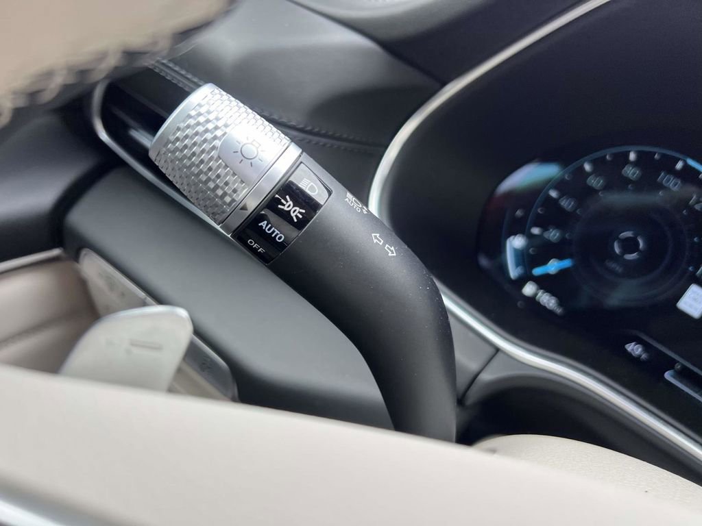 Used 2023 Genesis GV80 3.5T image 31