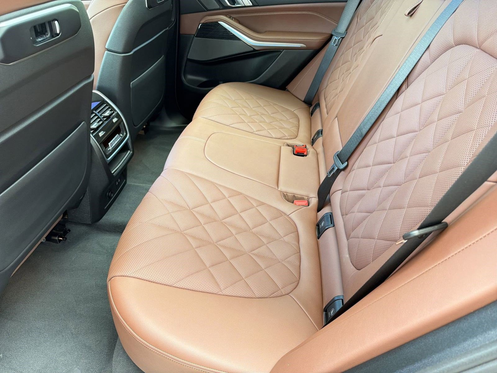 Certified 2024 BMW X5 xDrive40i w/ M Sport Package image 27