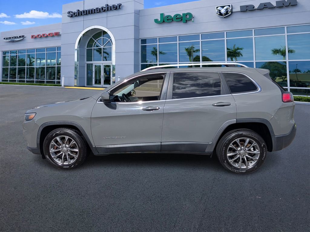 Used 2020 Jeep Cherokee Latitude Plus image 4