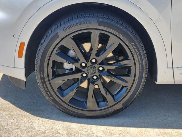 Used 2023 Buick Envision Avenir image 10
