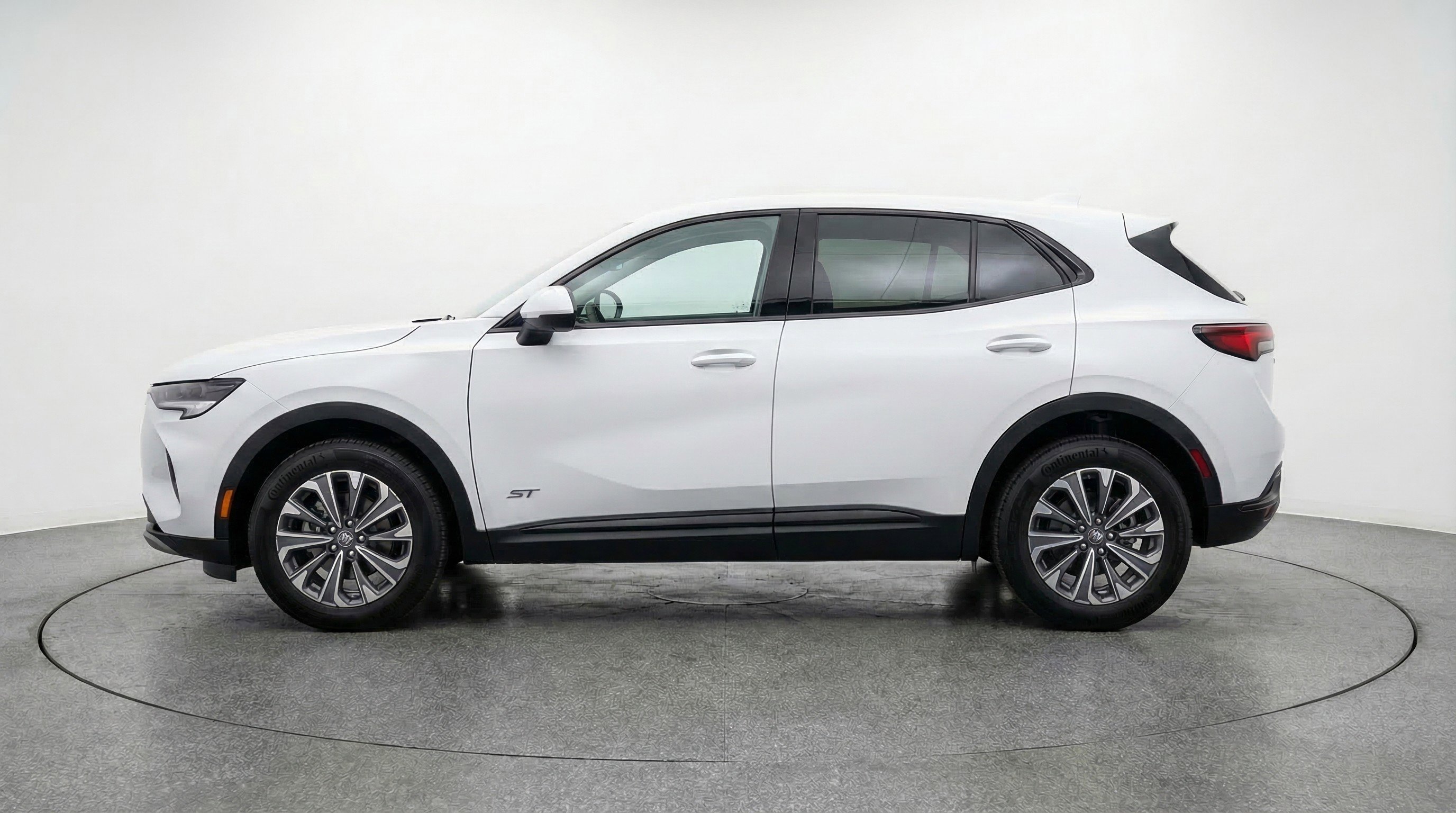 Used 2024 Buick Envision Preferred image 5