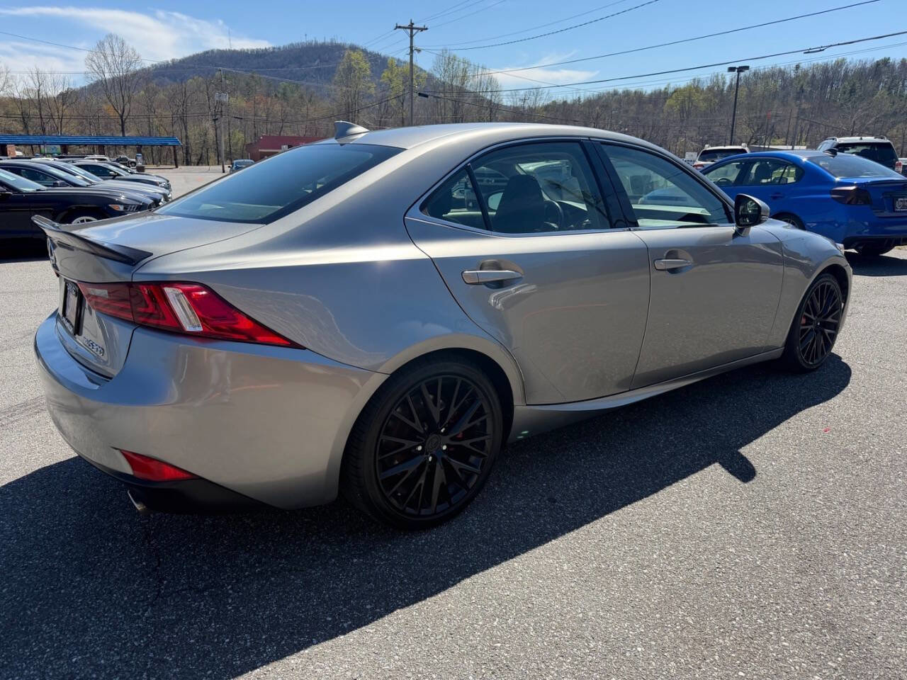 Used 2016 Lexus IS 300 AWD w/ Navigation System Package image 7