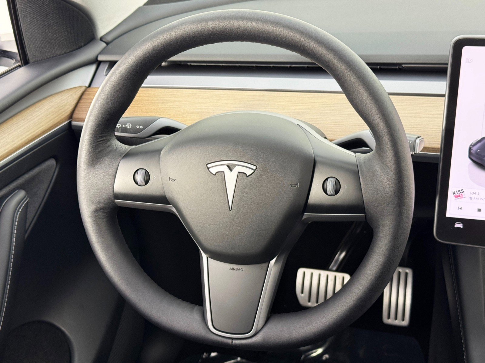 Used 2023 Tesla Model Y Performance image 18