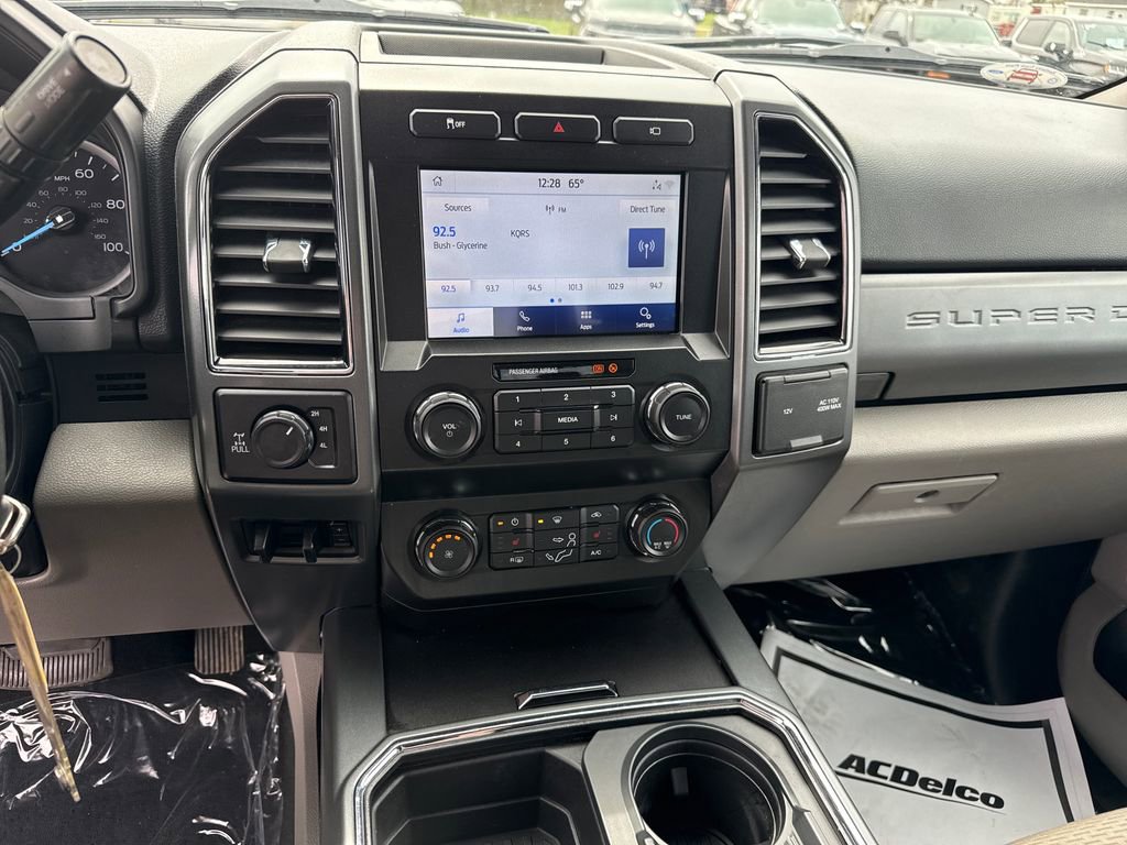 Used 2021 Ford F250 XLT w/ XLT Premium Package AWD/4WD image 24