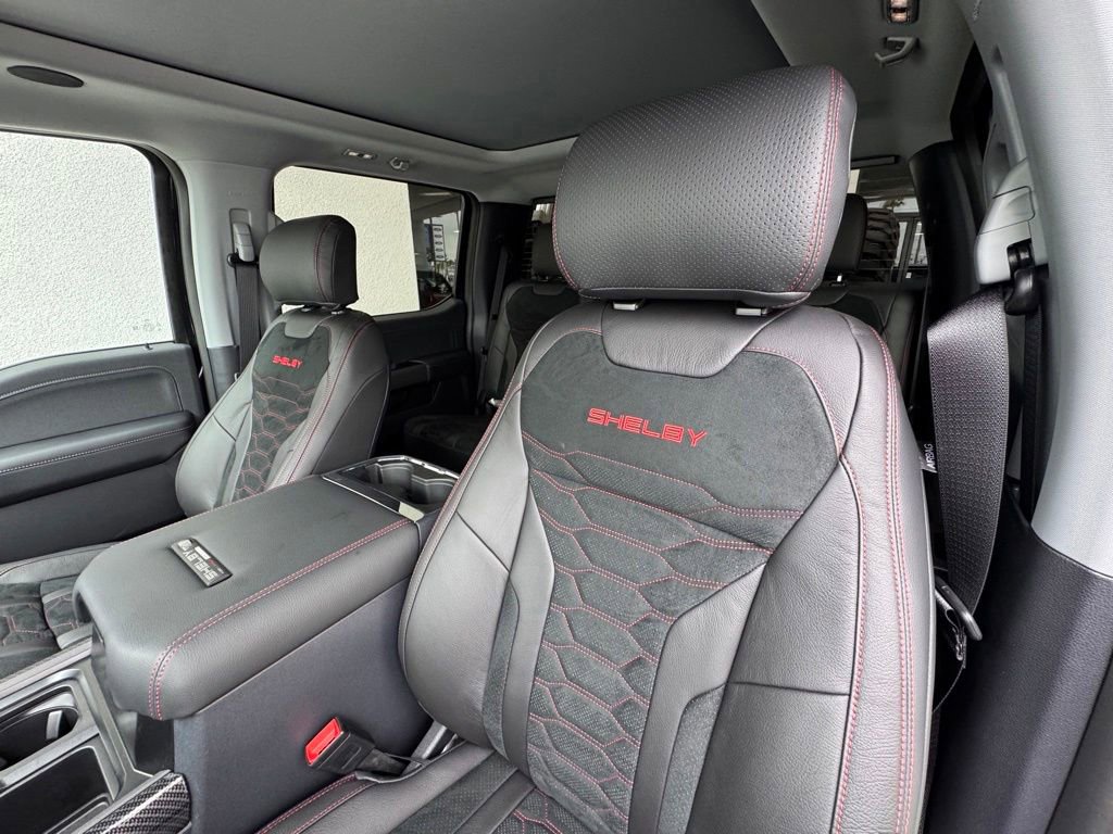 New 2026 Ford F250 Lariat w/ Black Appearance Package AWD/4WD image 19