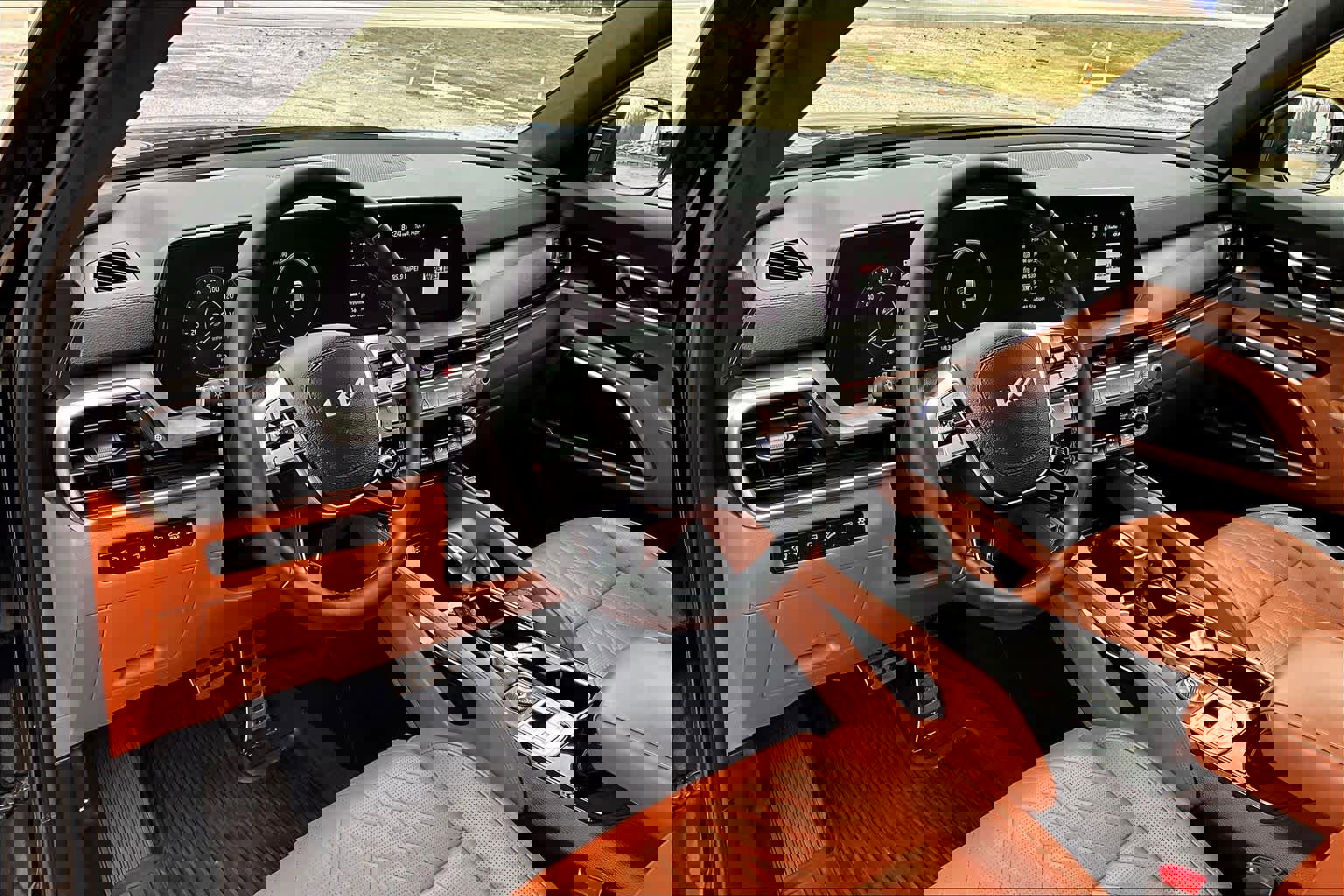 Used 2024 Kia Telluride SX Prestige X-Line image 17