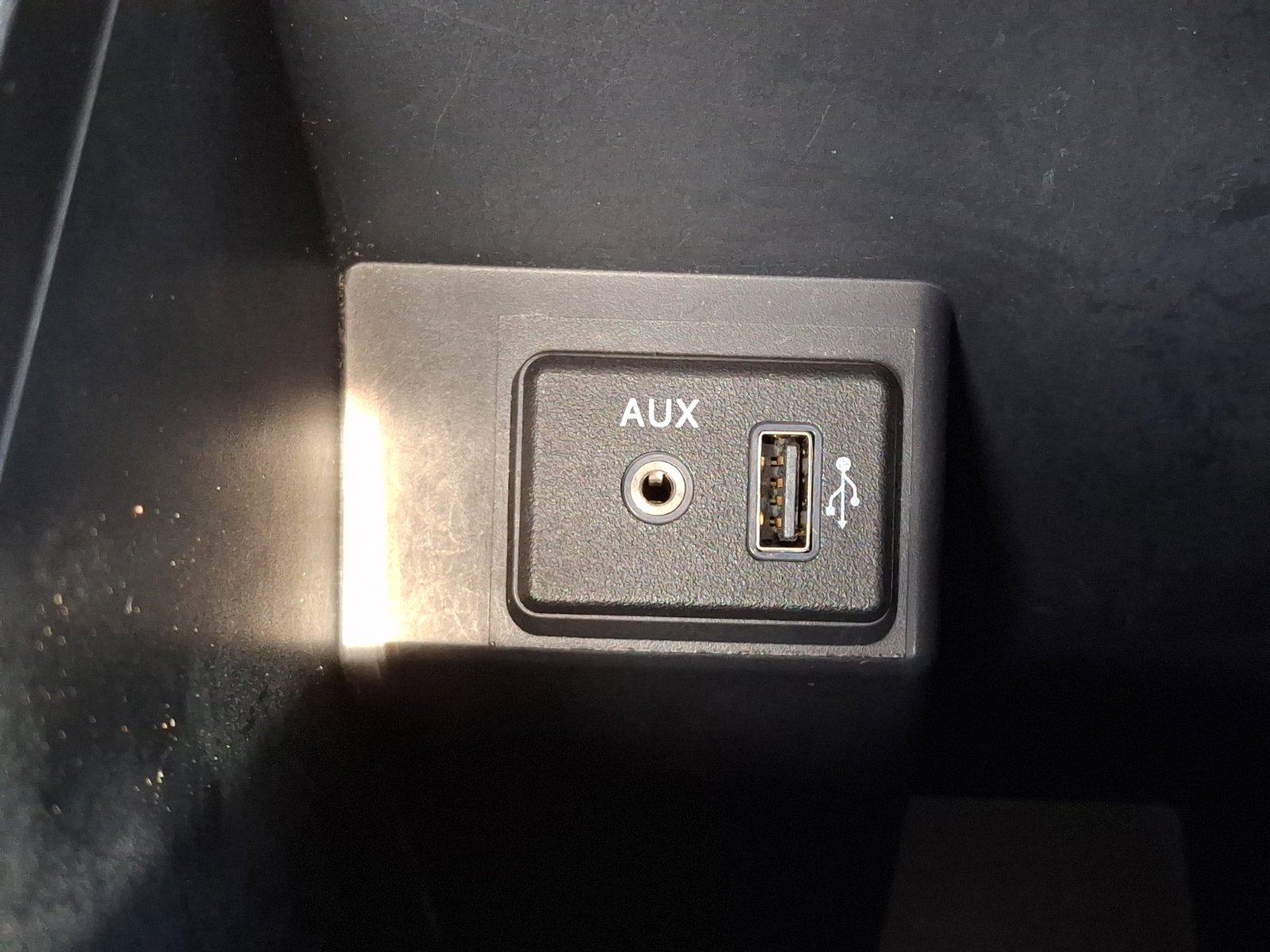 Used 2018 Nissan Sentra SV image 26