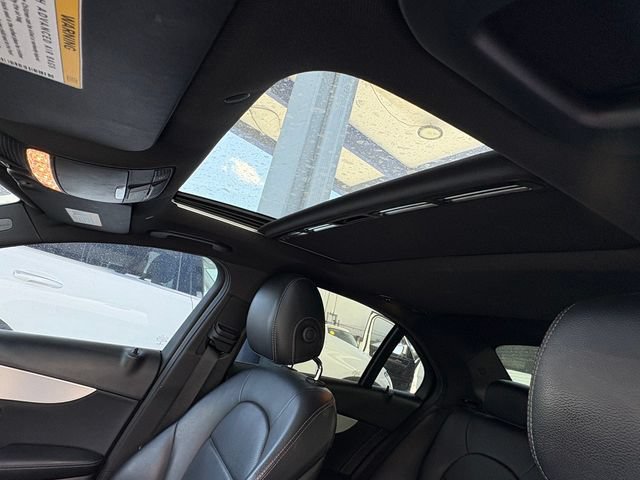 Used 2019 Mercedes-Benz C 300 Sedan w/ Premium Package image 21