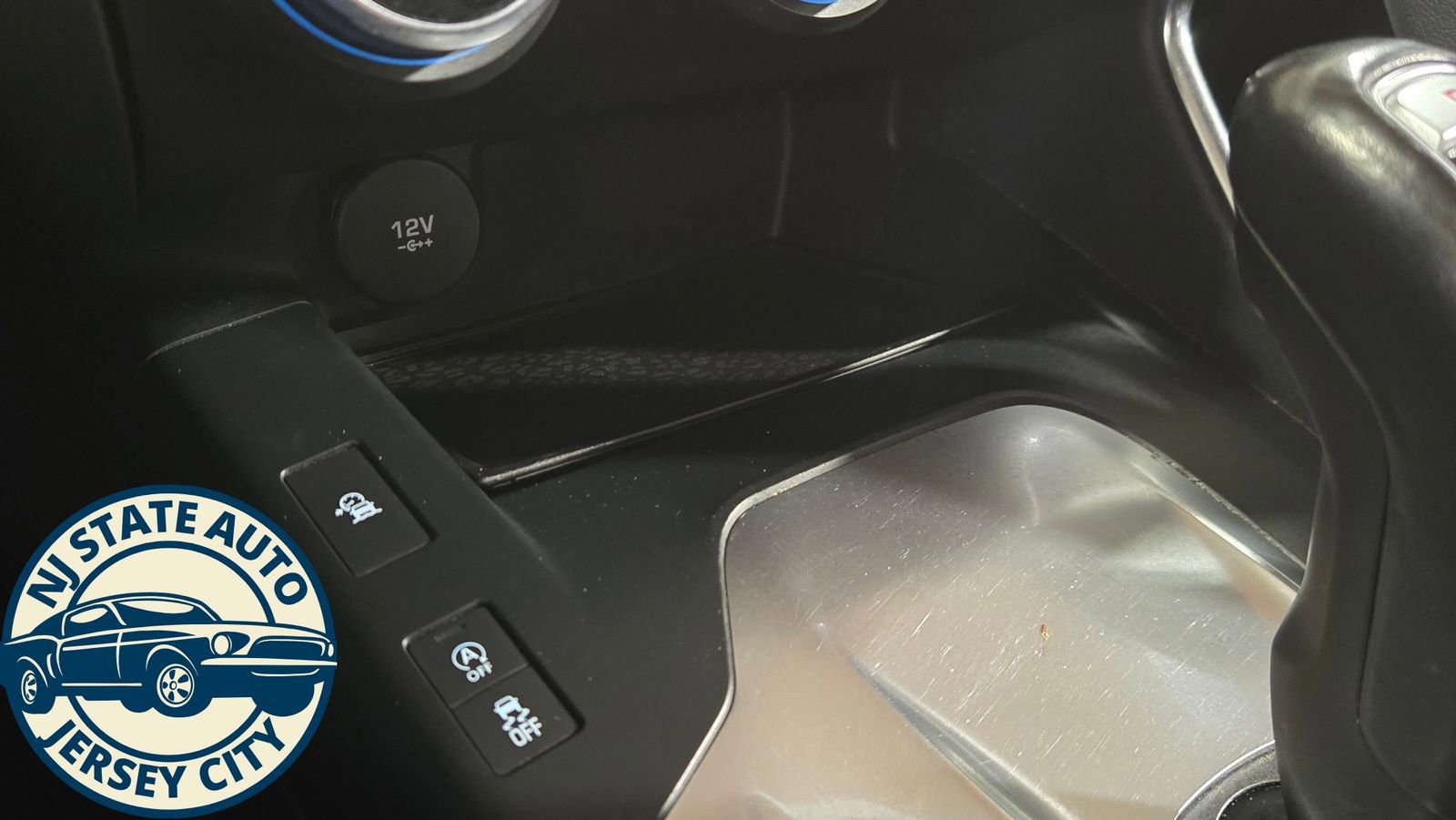 Used 2020 Jaguar E-PACE image 18