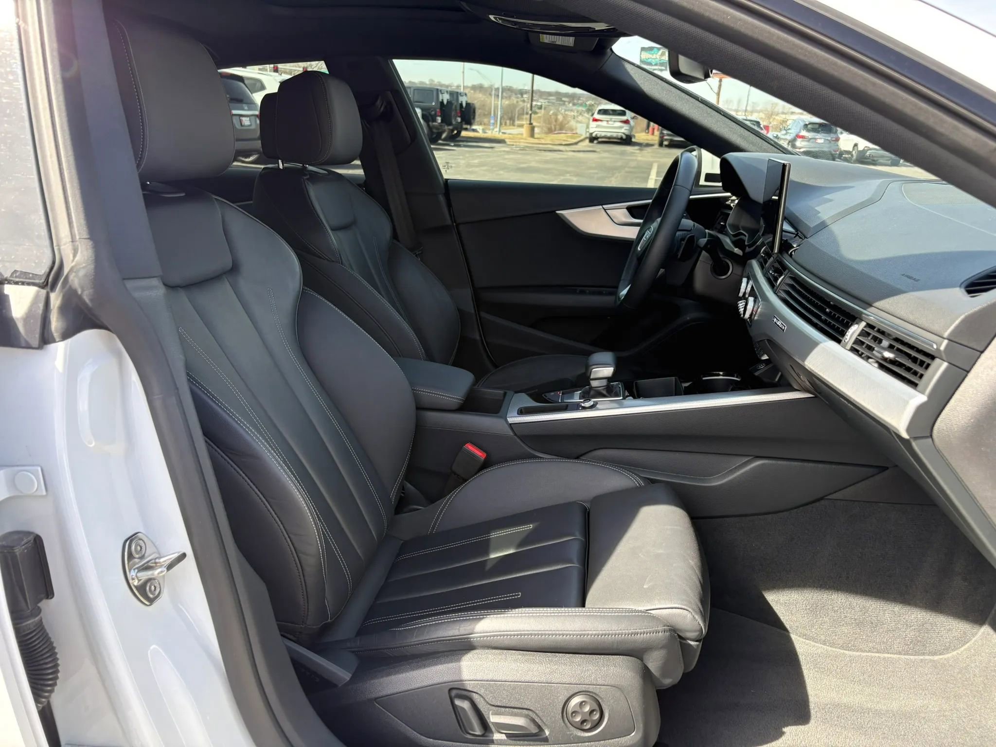 Used 2025 Audi A5 2.0T Premium Plus image 17