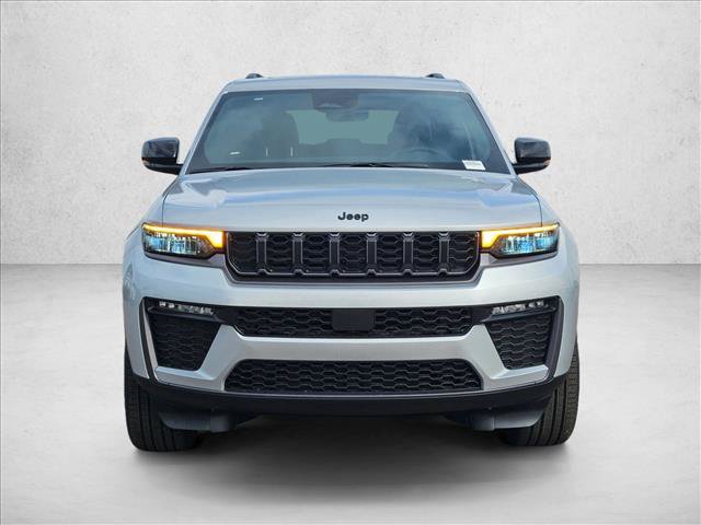 New 2026 Jeep Grand Cherokee Limited w/ Limited Altitude Package AWD/4WD image 6