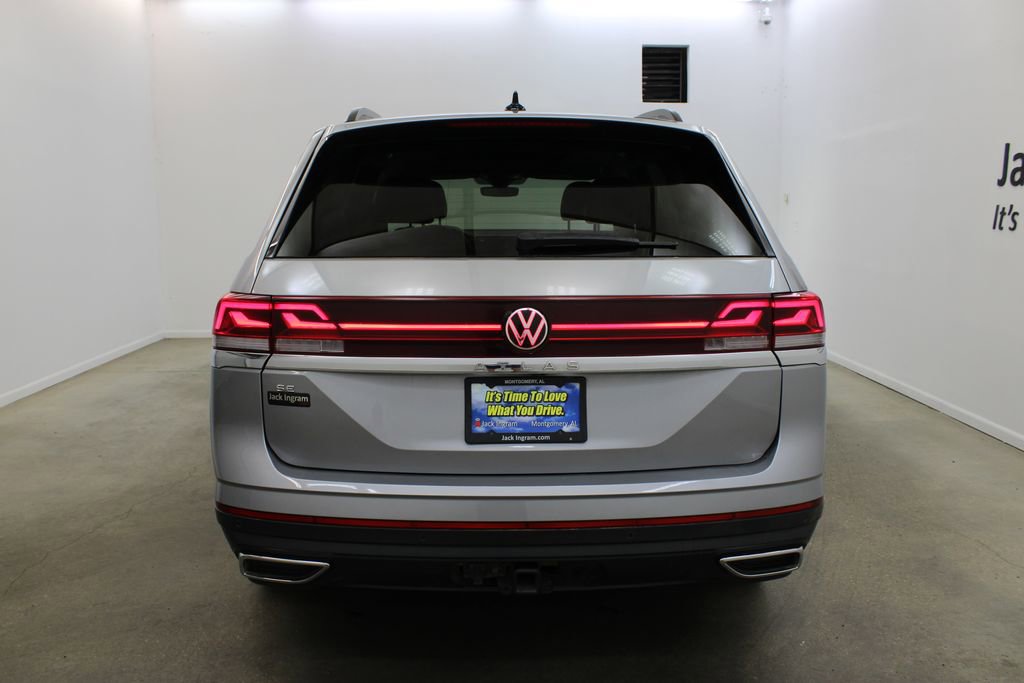 Certified 2024 Volkswagen Atlas SE FWD image 4
