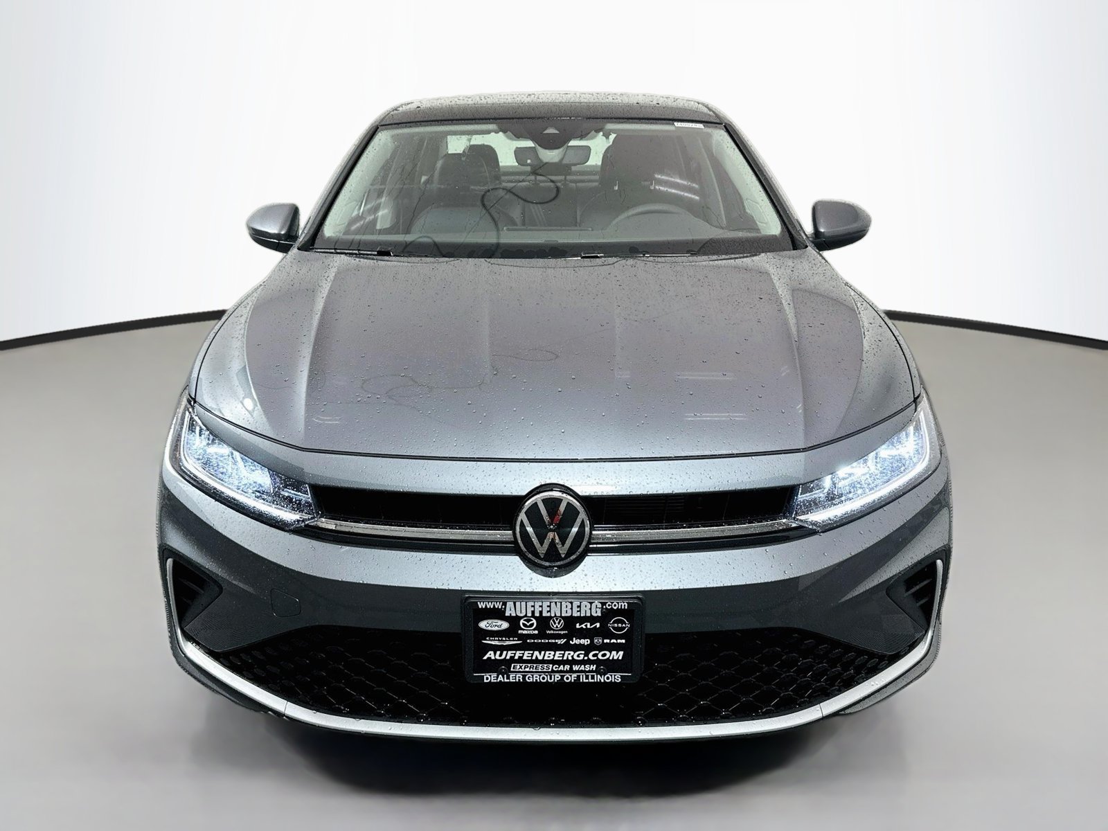 New 2027 Volkswagen Jetta SE FWD image 2