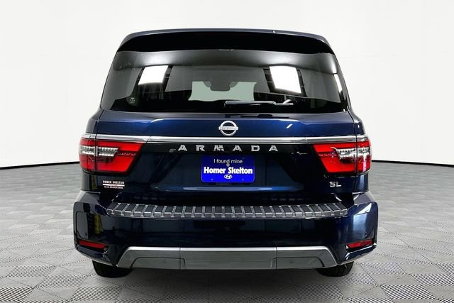 Used 2024 Nissan Armada SL w/ Captain's Chairs Package image 4