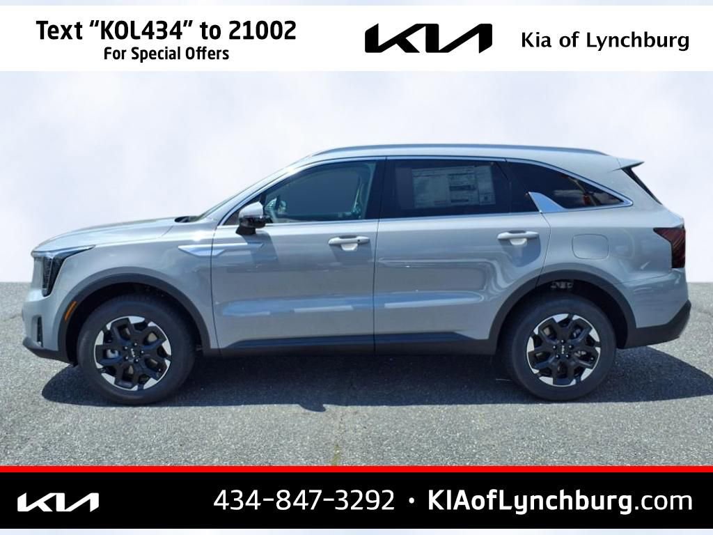 New 2025 Kia Sorento S image 7