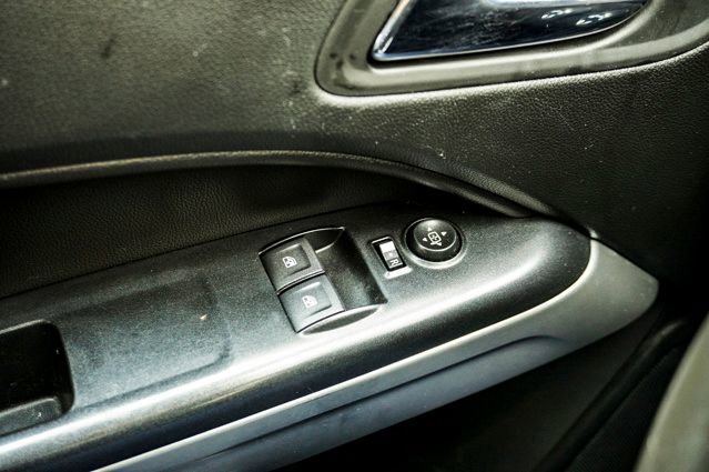 Used 2022 Chevrolet Colorado LT w/ Fleet Safety Package image 23