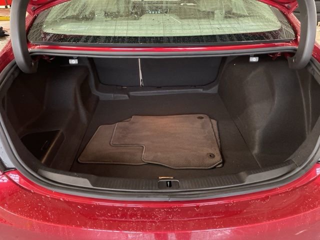 Used 2019 Buick LaCrosse Essence w/ Sun and Shade Package image 15