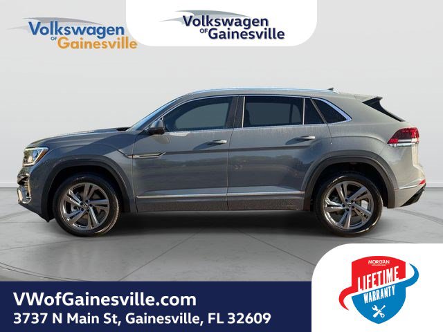 Certified 2024 Volkswagen Atlas Cross Sport SEL R-Line AWD/4WD image 7