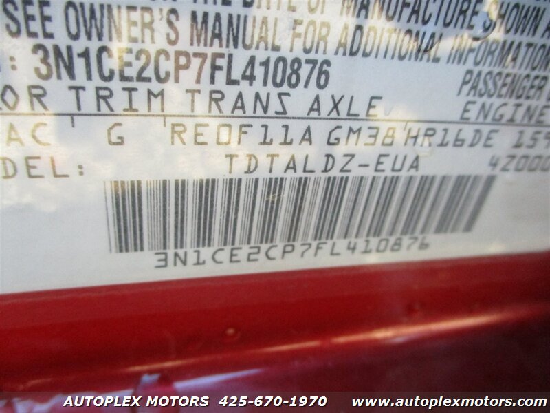 Used 2015 Nissan Versa Note SV FWD image 29