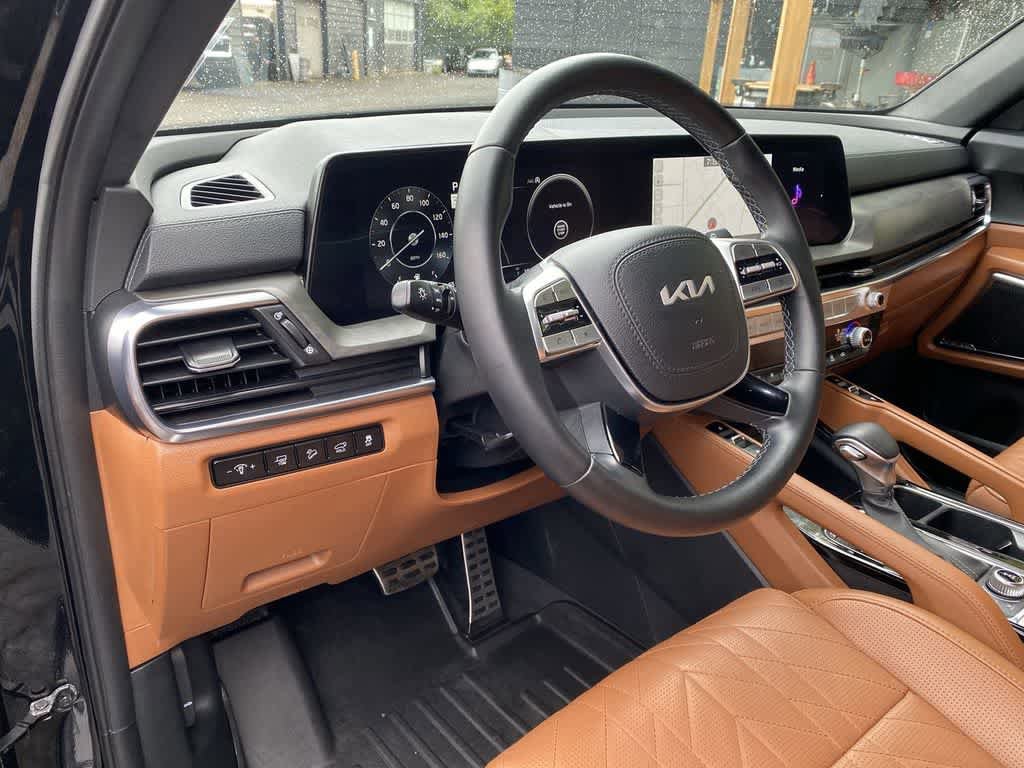 Used 2023 Kia Telluride SX Prestige X-Line AWD/4WD image 2