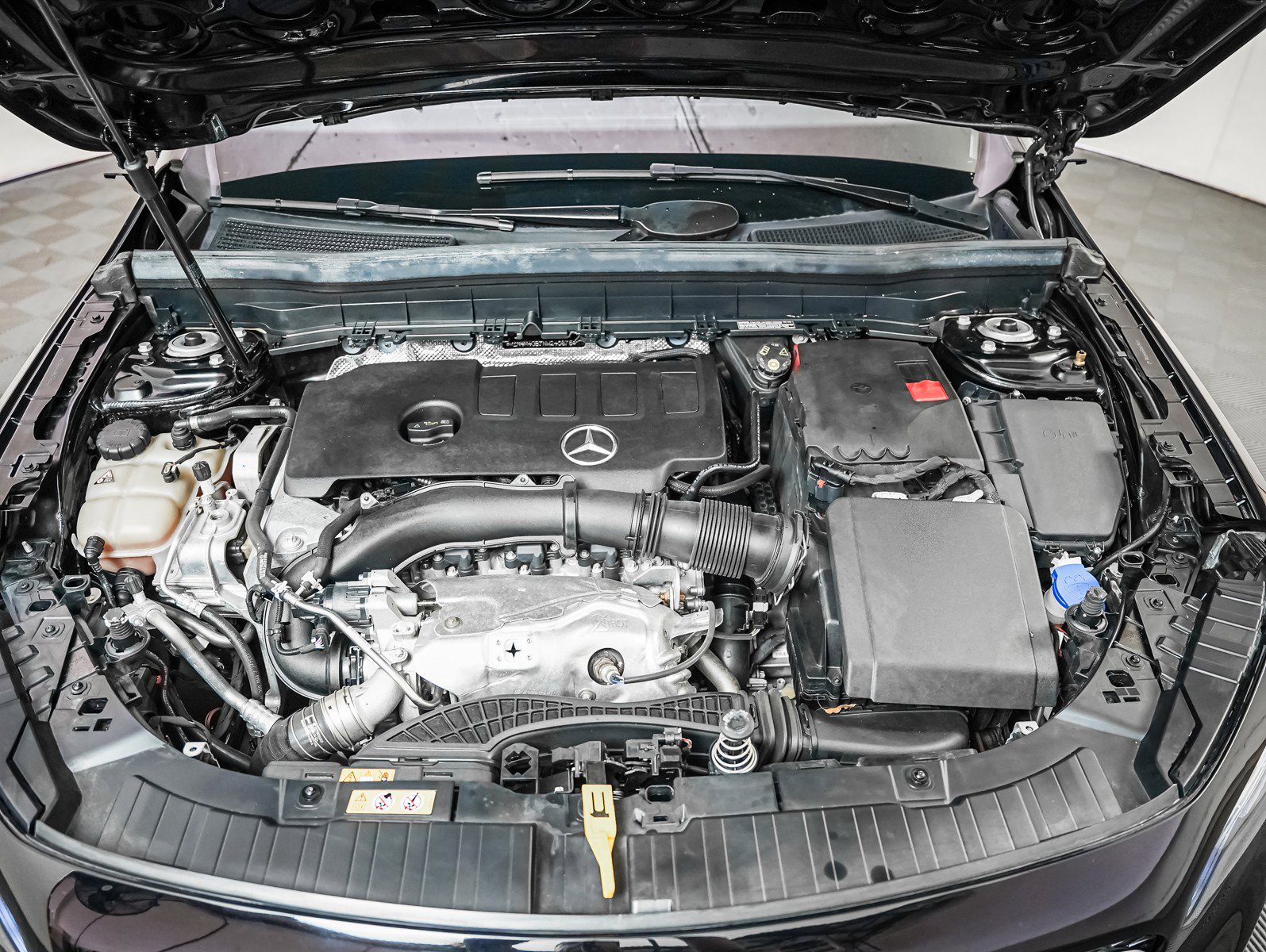 Certified 2022 Mercedes-Benz GLB 250 image 4