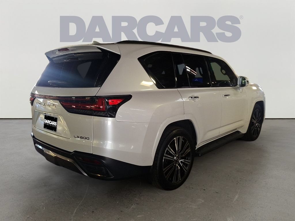 Used 2022 Lexus LX 600 4WD w/ Appearance Package image 7