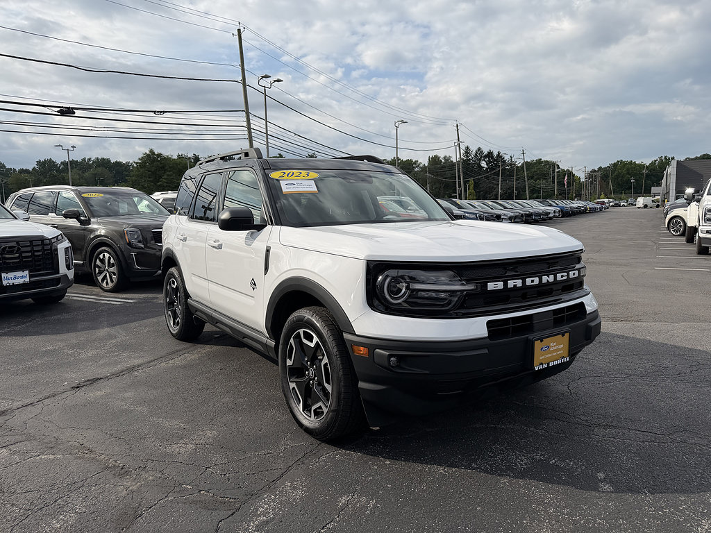 Certified 2023 Ford Bronco Sport Outer Banks w/ Tech Package AWD/4WD image 10