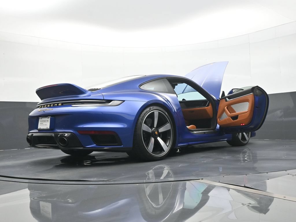 Used 2023 Porsche 911 Sport Classic RWD image 23