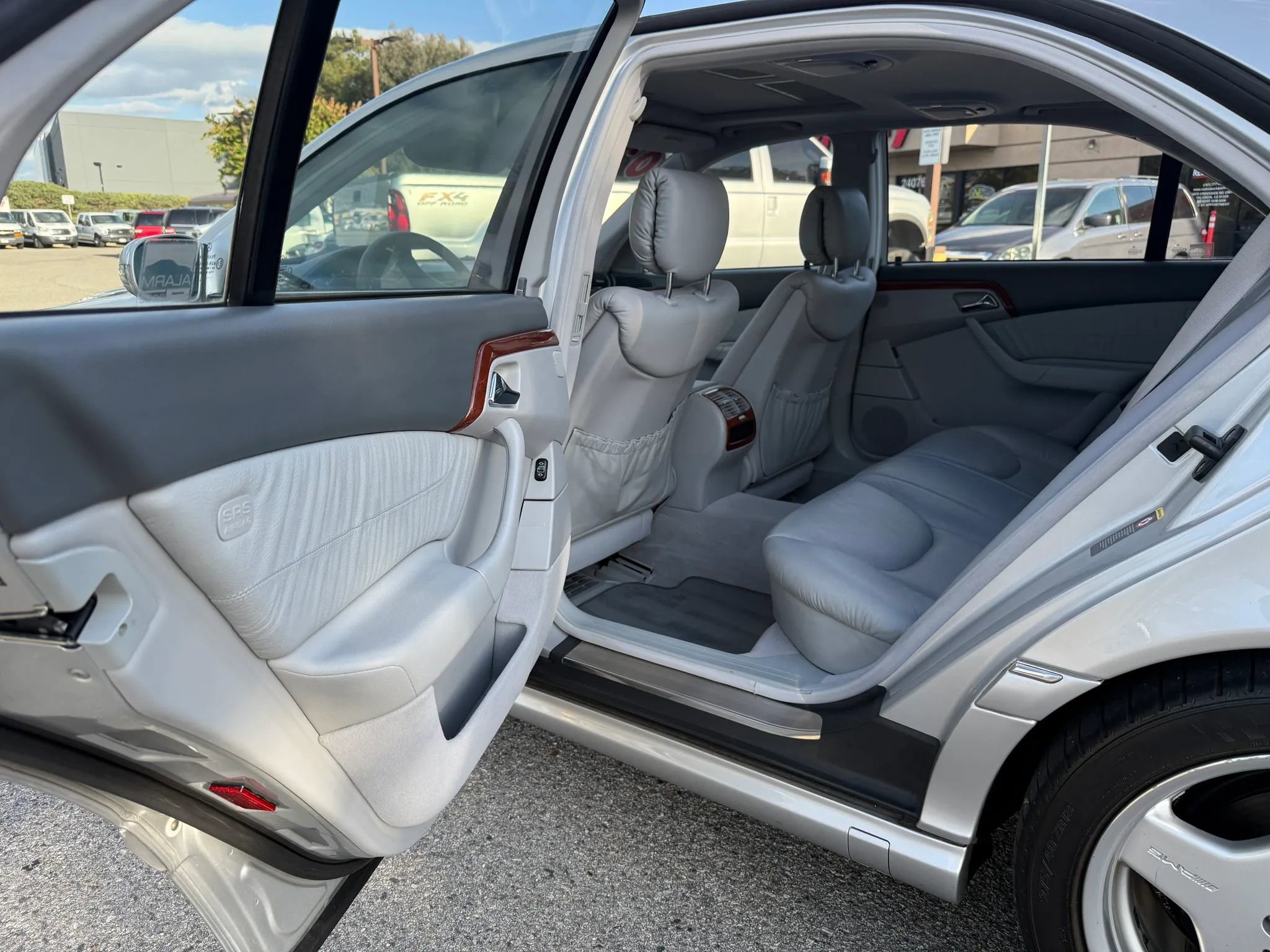 Used 2002 Mercedes-Benz S 430 image 16